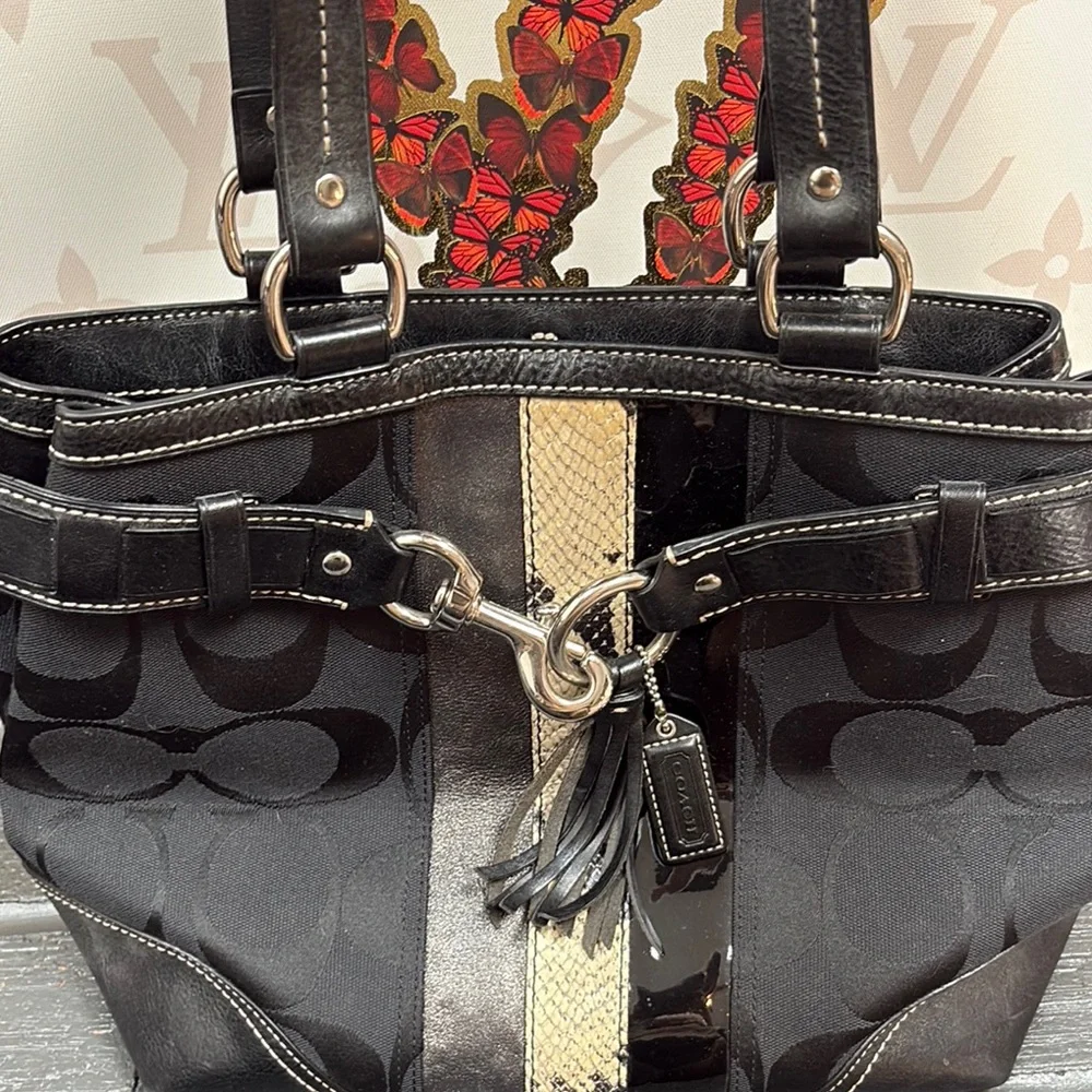 COACH Vintage Hampton Python Stripe Shoulder Tote Handbag Purse RARE